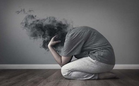 Тревога как защитный механизм: почему мы выбираем её вместо депрессии