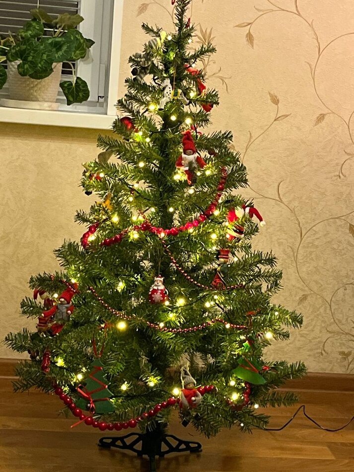 Почему под Новый год многие чувствуют грусть: мнение психолога