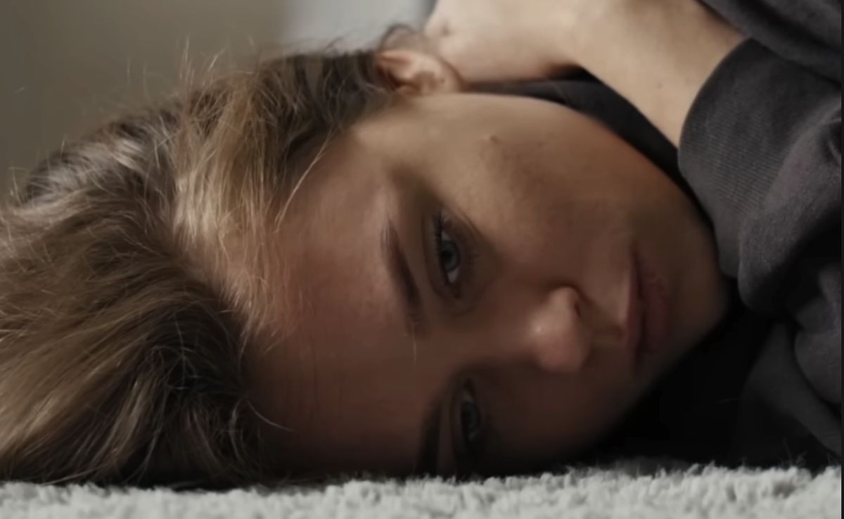 Как избежать ловушек общения с бывшим: советы и стратегии