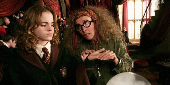 Почему наши страхи сбываются: разбираем самосбывающееся пророчество