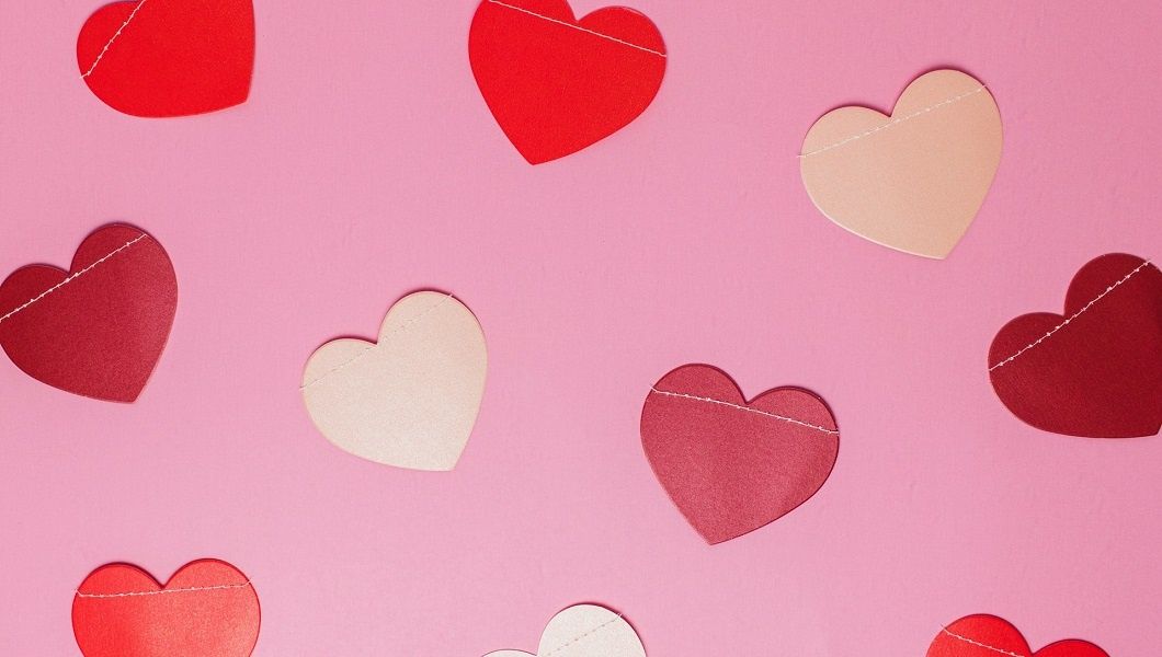 Неповторимый праздник любви: идеи для романтического вечера на 14 февраля