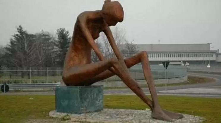 Анорексия: причины, особенности и современные подходы к лечению