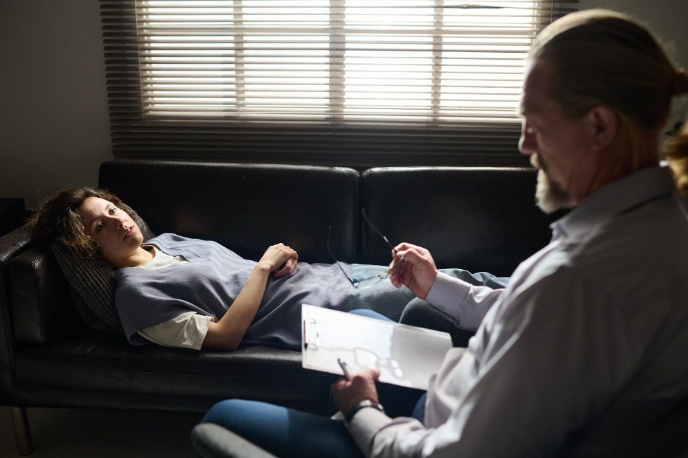 Что скрывается за стенами психиатрического стационара: мифы и реальность