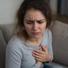Кардионевроз: когда сердце требует замедлиться