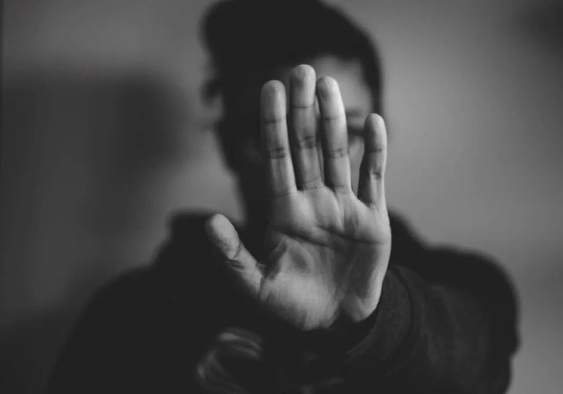 Как поступить при насилии на улице: важные рекомендации